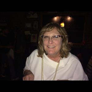 Meet your Posher, Rosalia